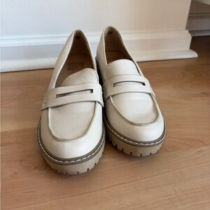 Chunky Lug Sole Penny Loafer - Cream